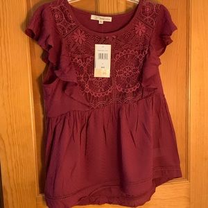 Flutter sleeve blouse